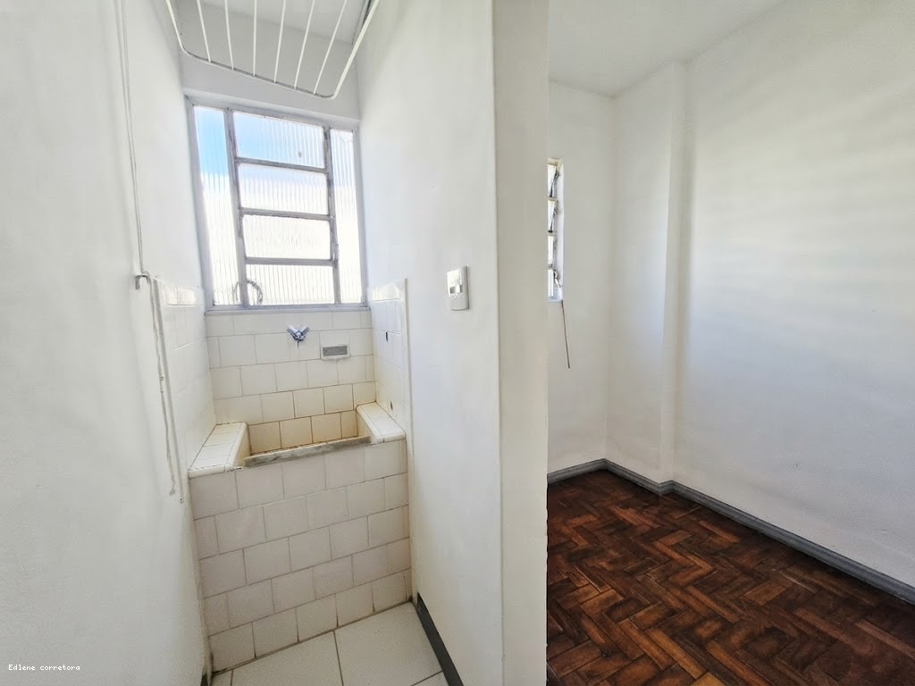 Apartamento à venda com 2 quartos, 2 banheiros, 1 vaga e 62m² no Alto, Teresópolis (RJ) — foto 11 de 16