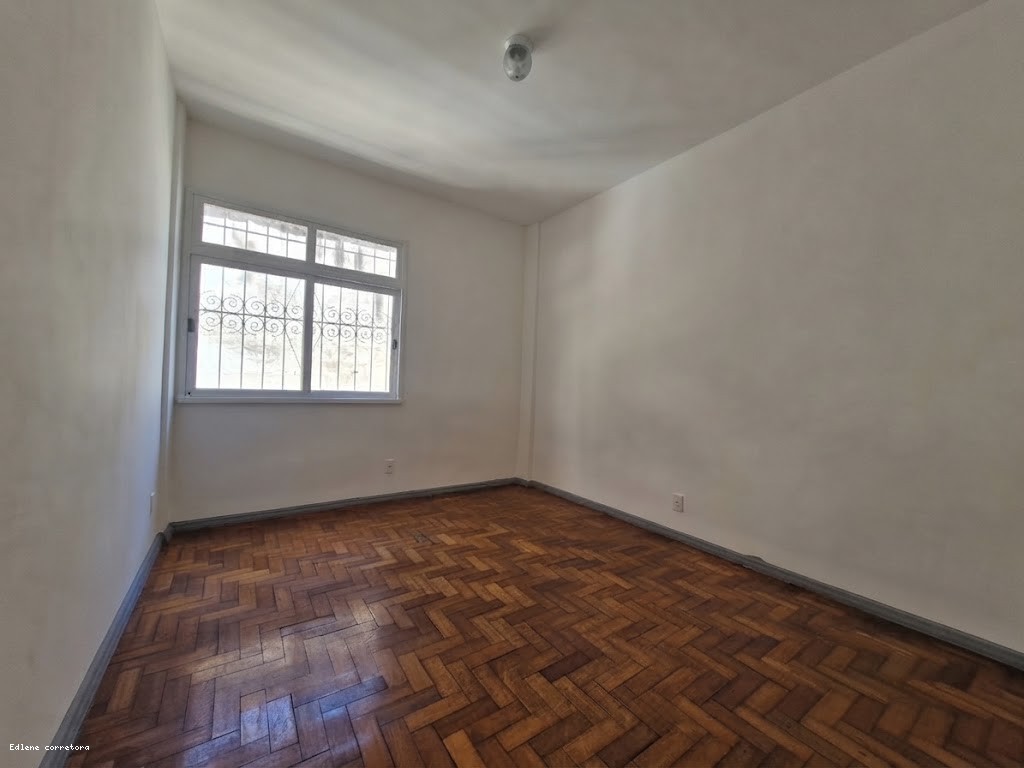 Apartamento à venda com 2 quartos, 2 banheiros, 1 vaga e 62m² no Alto, Teresópolis (RJ) — foto 4 de 16