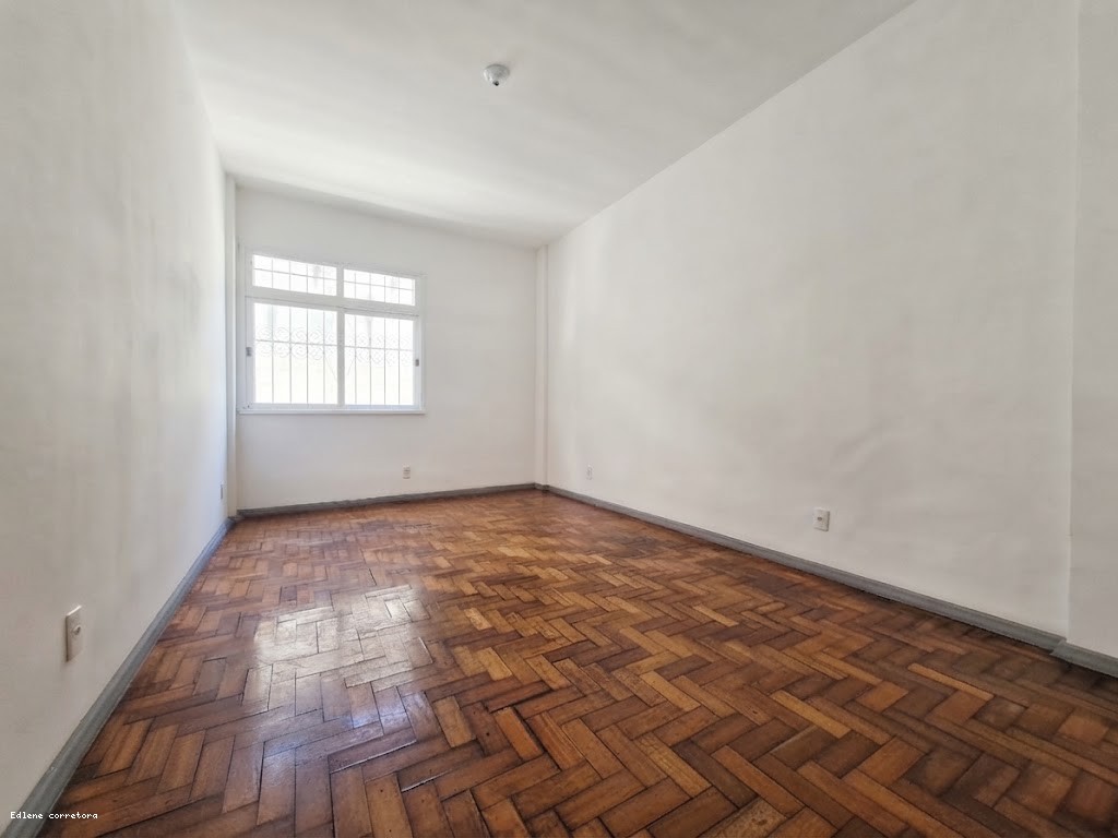 Apartamento à venda com 2 quartos, 2 banheiros, 1 vaga e 62m² no Alto, Teresópolis (RJ) — foto 2 de 16
