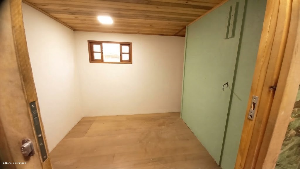 Comercial para alugar com 1 banheiro e 84m² no São Pedro, Teresópolis (RJ) — foto 6 de 9