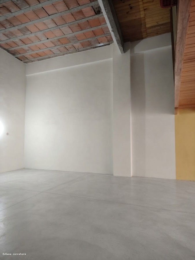 Comercial para alugar com 1 banheiro e 84m² no São Pedro, Teresópolis (RJ) — foto 3 de 9
